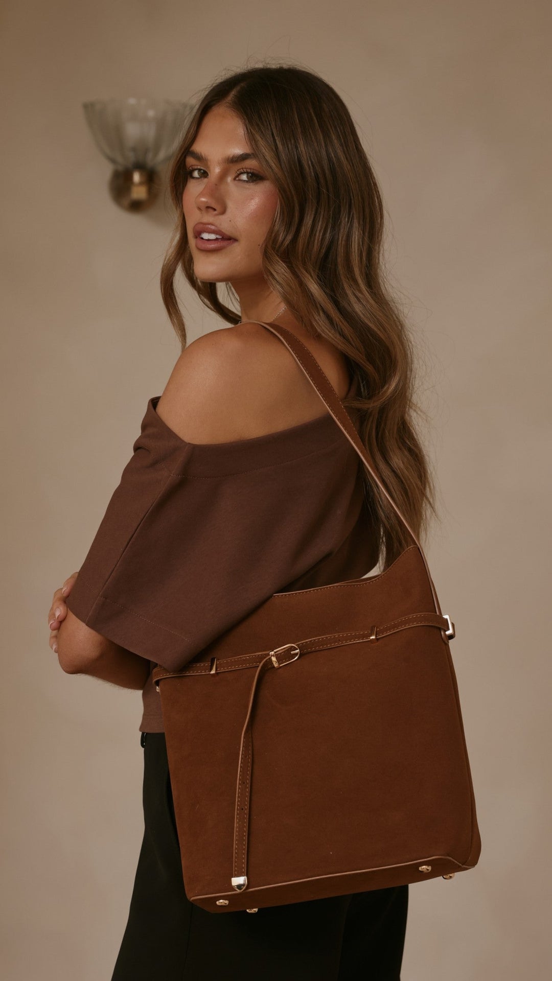 Bolsa Leonie com Fivela - Camurça Castanha