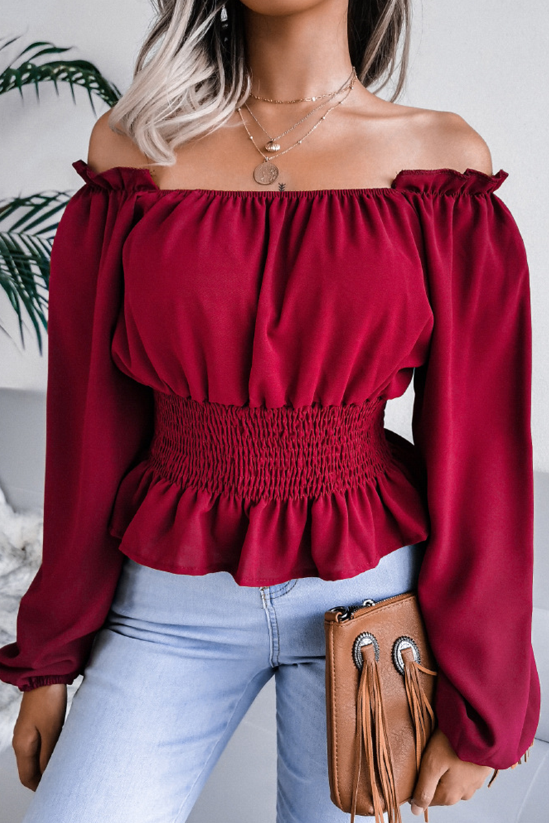 Blusa com Ombros Descobertos, Cintura Franzida e Babados