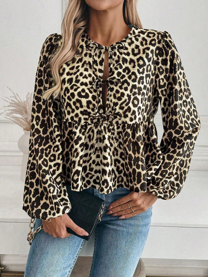 Blusa com Estampado de Leopardo e Mangas Farol