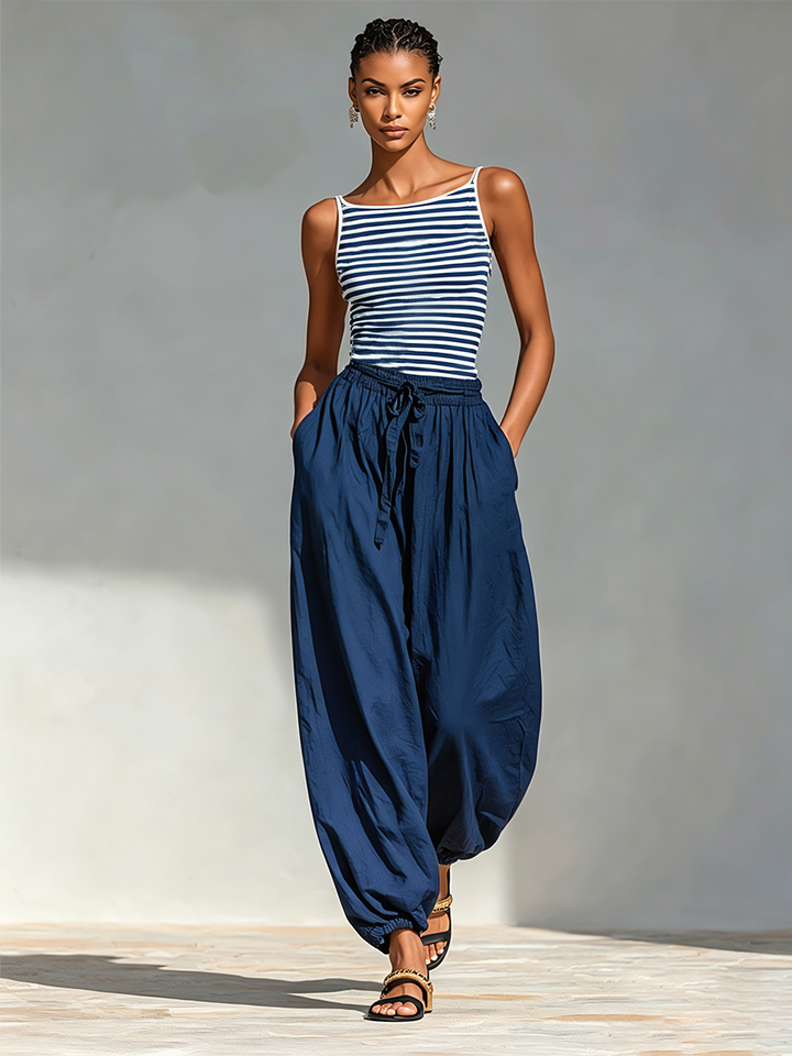 Marinha | Conjunto às riscas, azul-marinho