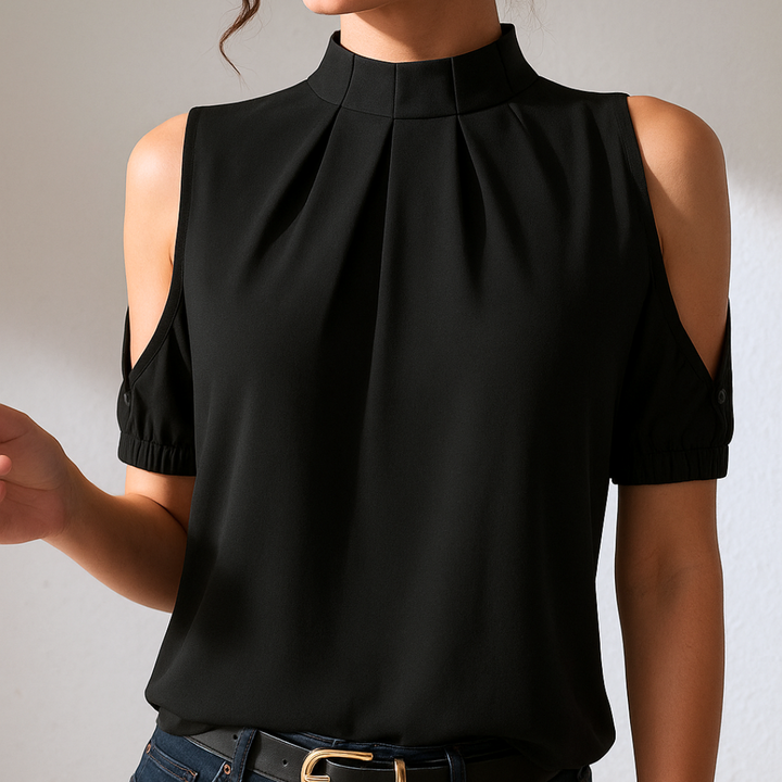 Blusa Plissada de Gola Alta com Recortes e Manga Curta