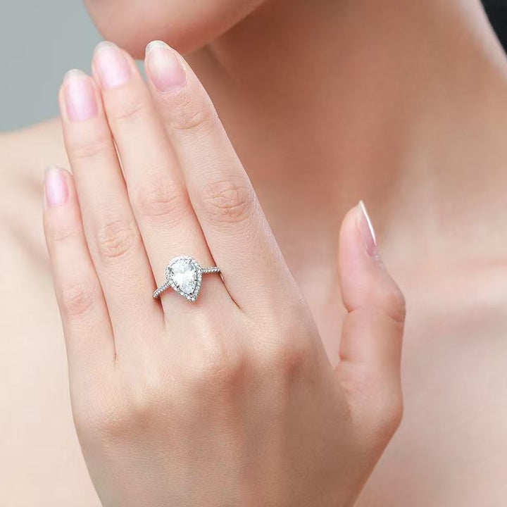 Water Drop — Anel Gota com Moissanite