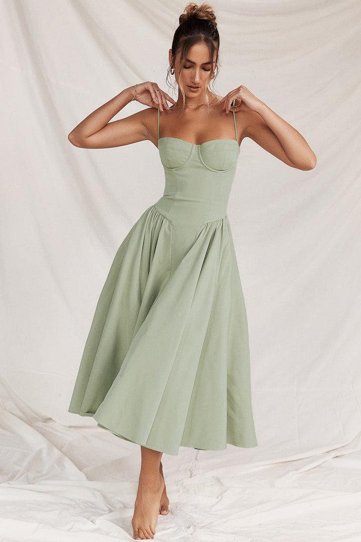 Vestido Midi Estruturado com Sutiã Embutido