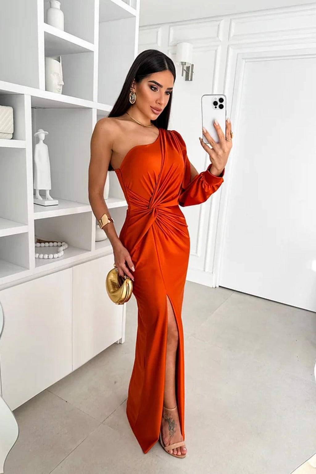 Aura Divine - O Vestido Elegante