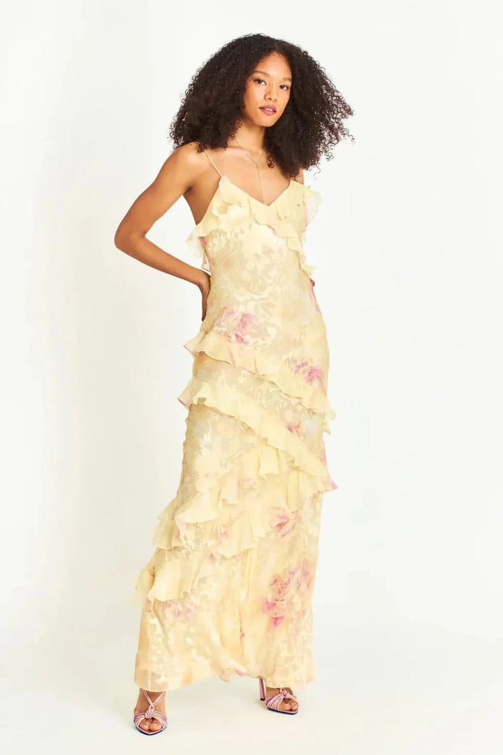 Maxi Vestido com Rendas Florais Leves
