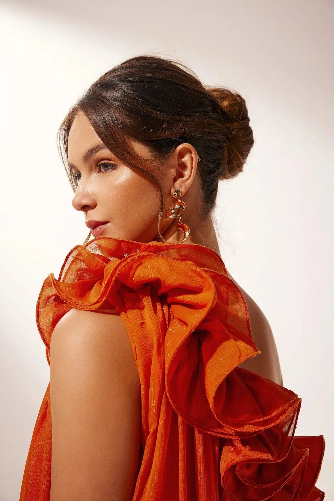 Vestido Assimétrico de Noite com Renda em Um Ombro