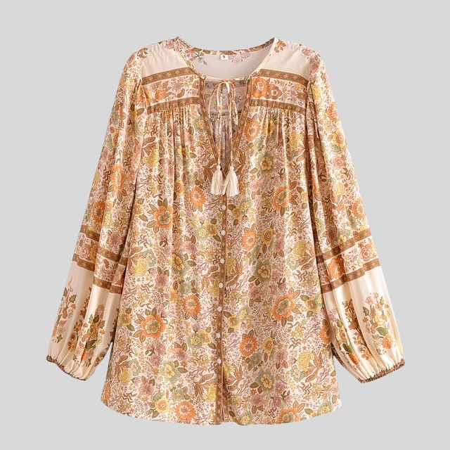 Blusa Folgada Floral com Botões e Mangas Compridas