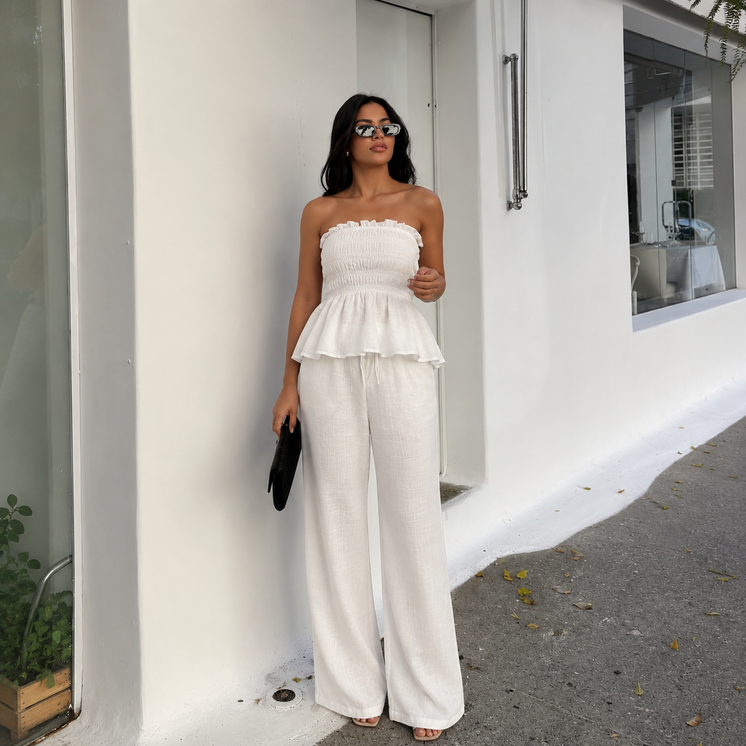 Núria – Conjunto Top Strapless Franzido com Folho e Calças Palazzo de Linho