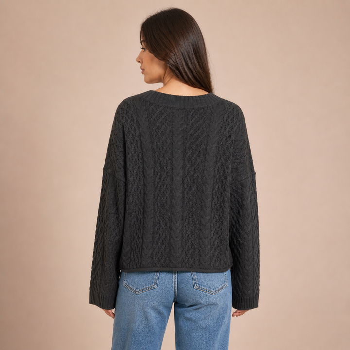 Marisol – Cárdigan de Malha Entrançada Oversize com Essência Clássica Descontraída