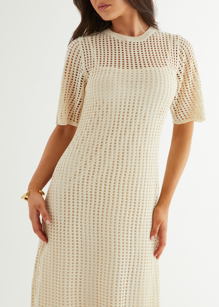 Maxi Vestido de croché em Ponto Abertos na Cor Creme