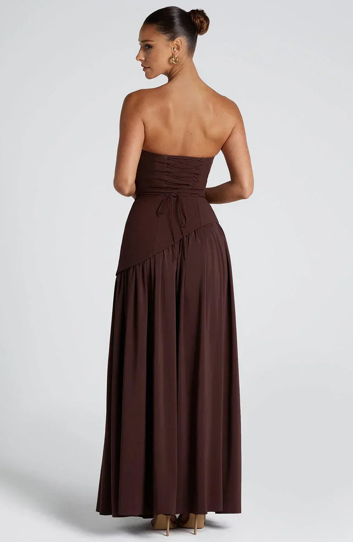 Amalfi – O Vestido Escultural