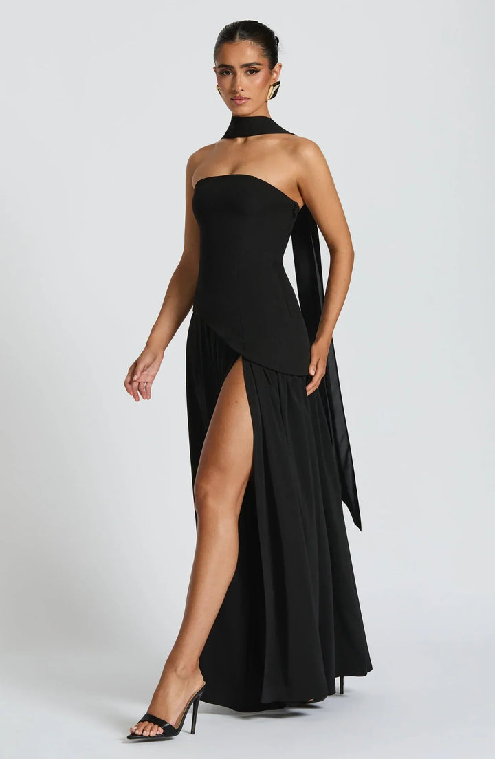 Amalfi – O Vestido Escultural