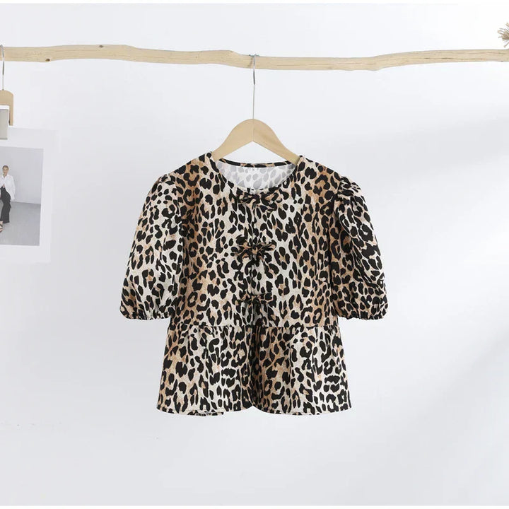 Blusa com Mangas Bufantes e Estampado de Leopardo