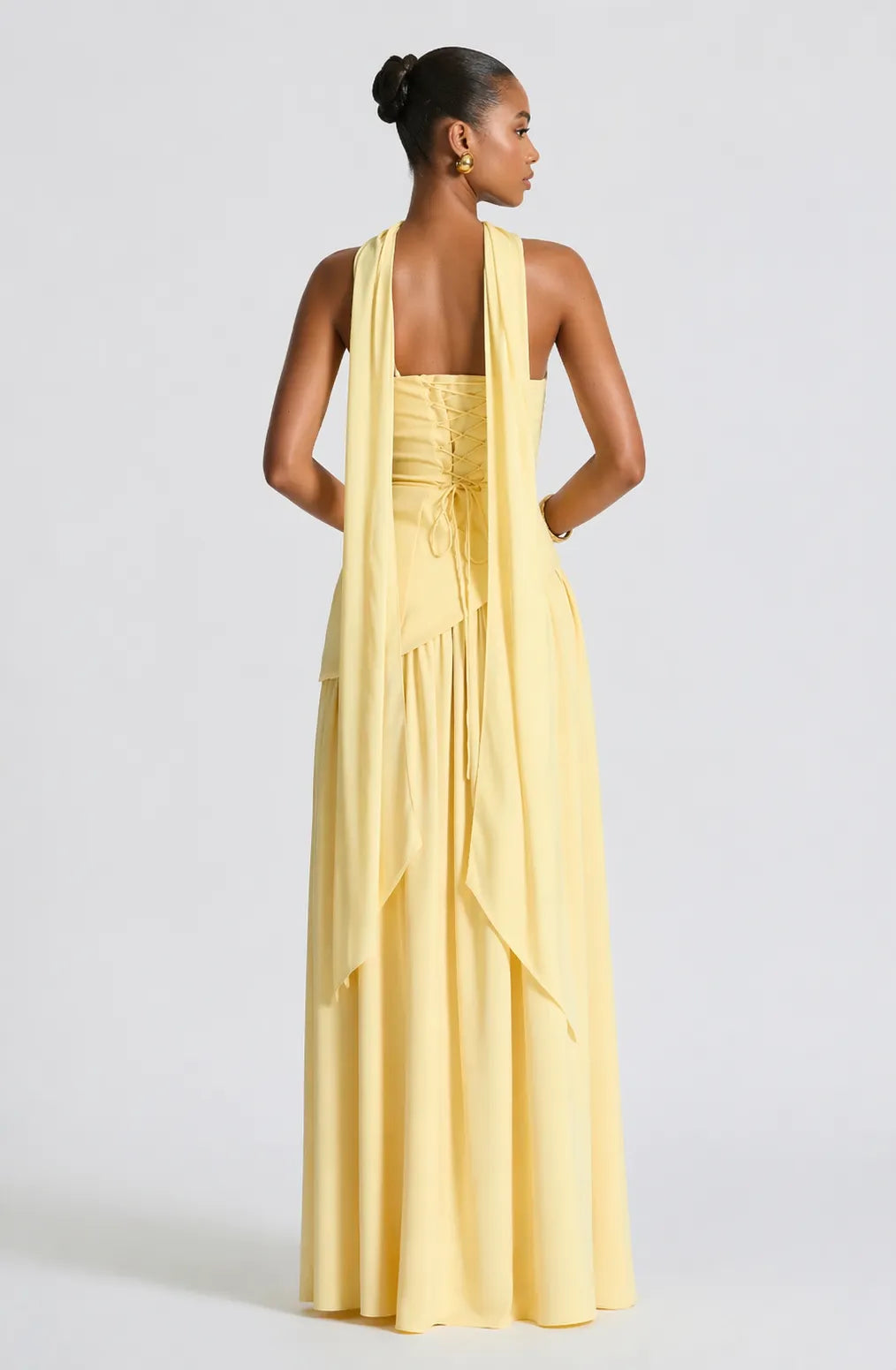Amalfi – O Vestido Escultural
