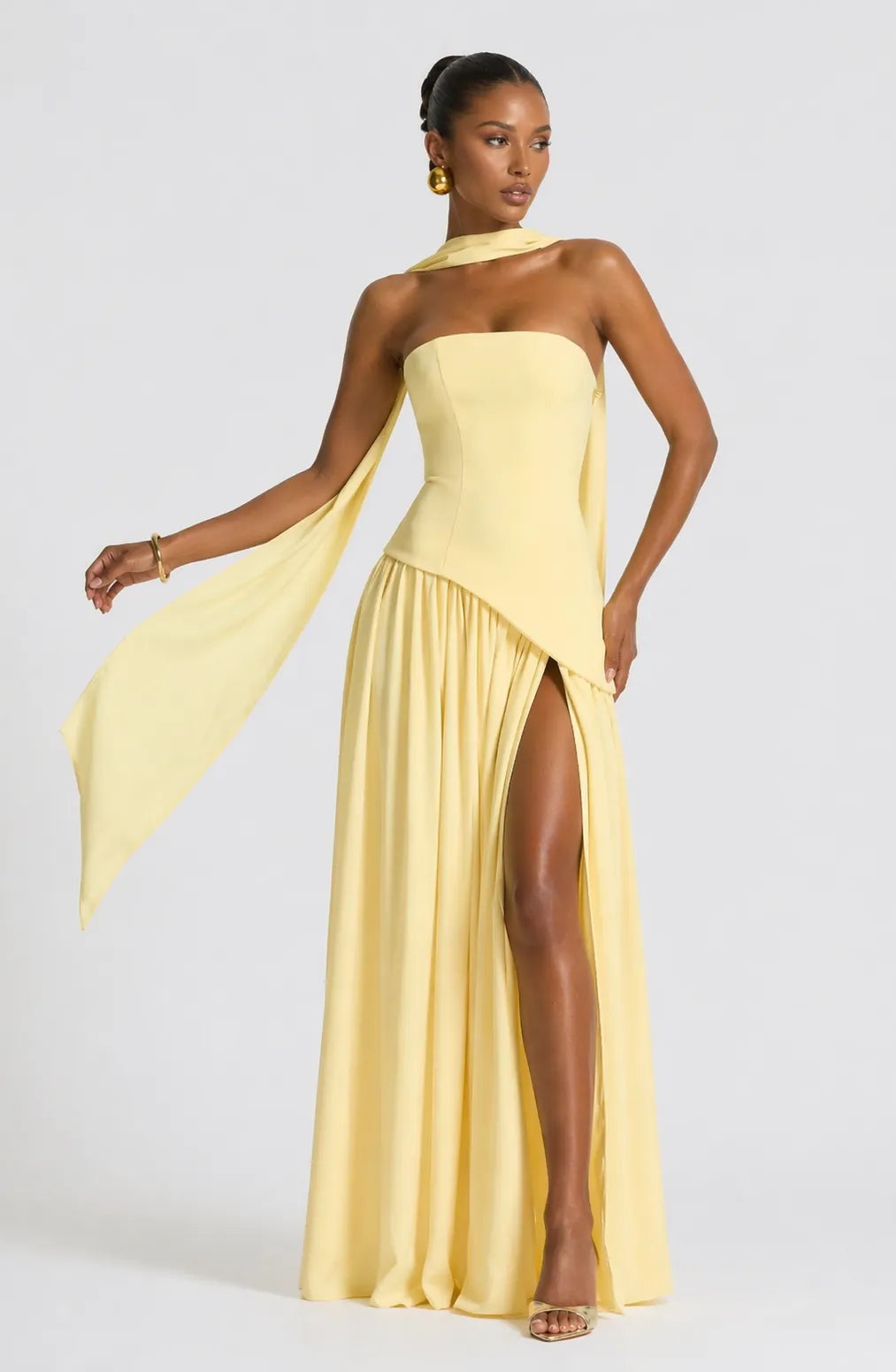 Amalfi – O Vestido Escultural