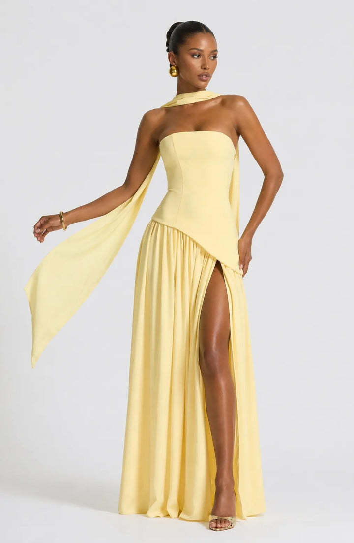 Amalfi – O Vestido Escultural