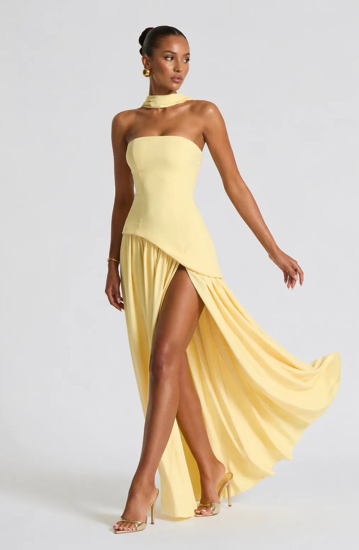 Amalfi – O Vestido Escultural