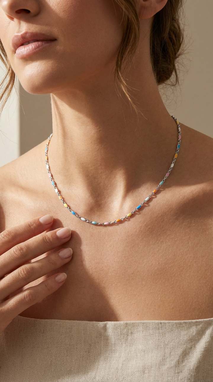 Solene - Gargantilha Choker de Contas Coloridas