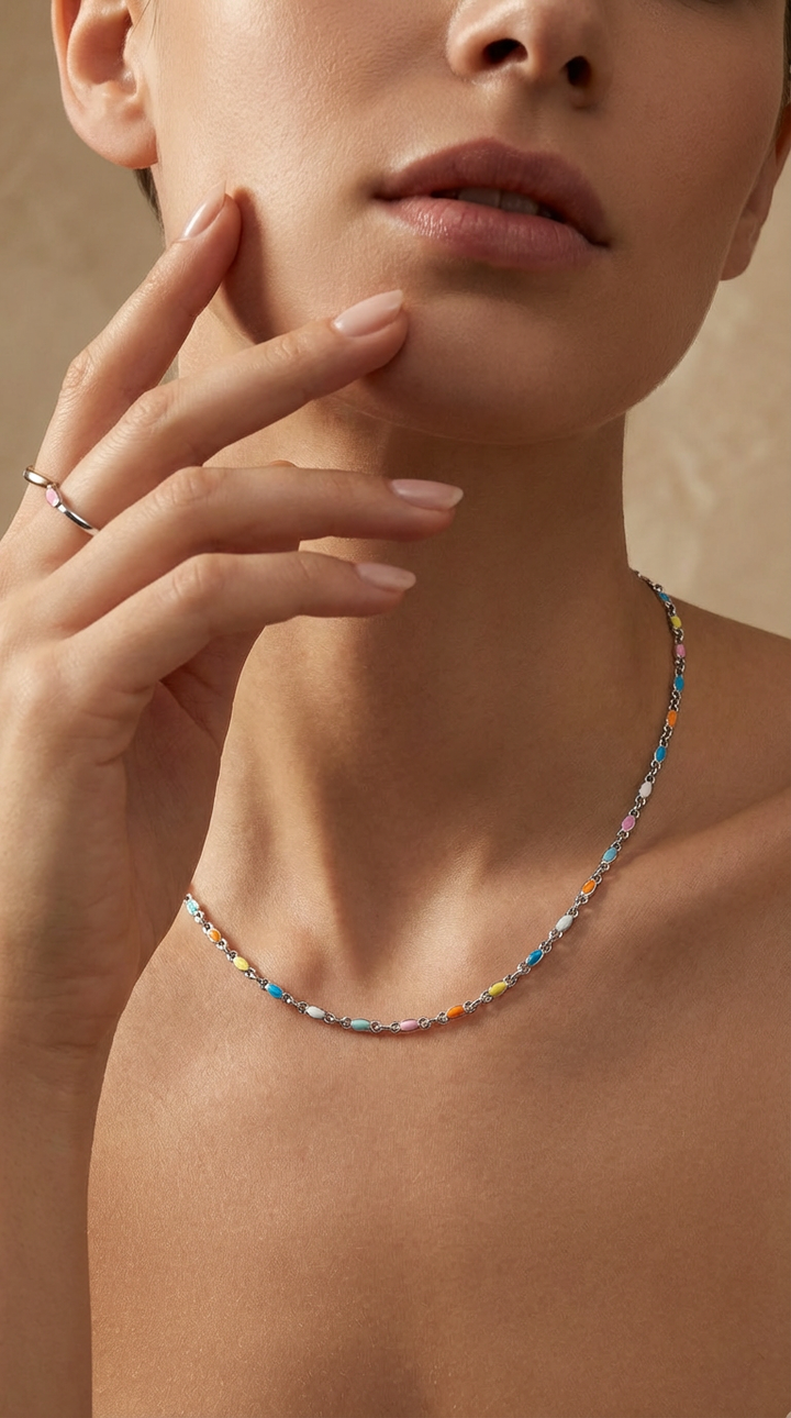 Solene - Gargantilha Choker de Contas Coloridas