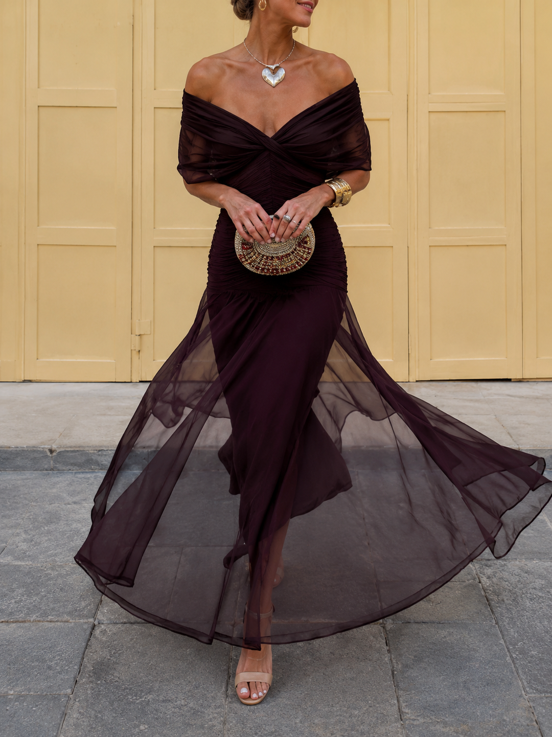 Beatriz - Vestido Elegante com Decote em V