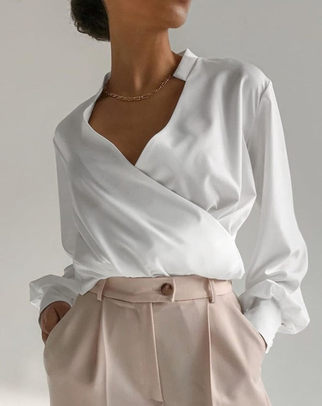 Camisa com Decote em V Tiara