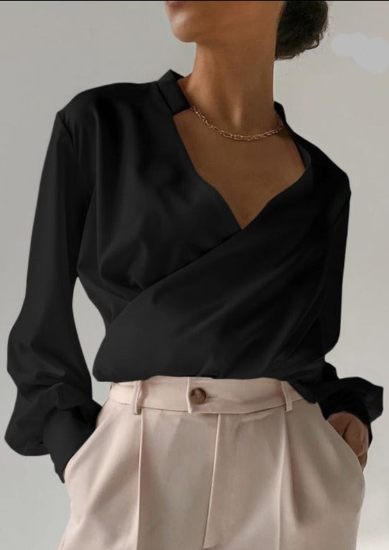 Camisa com Decote em V Tiara