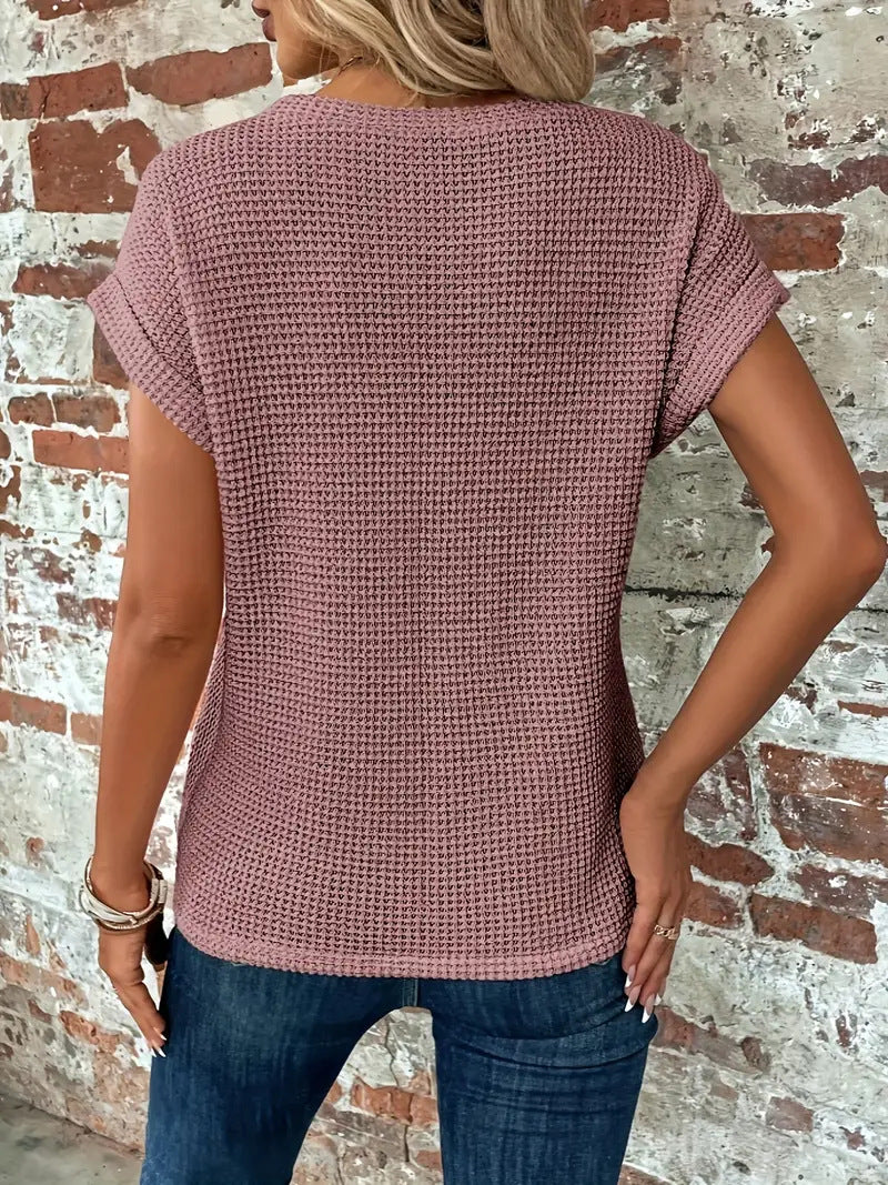 Blusa Texturada de Manga Curta com Botões e Corte Clássico