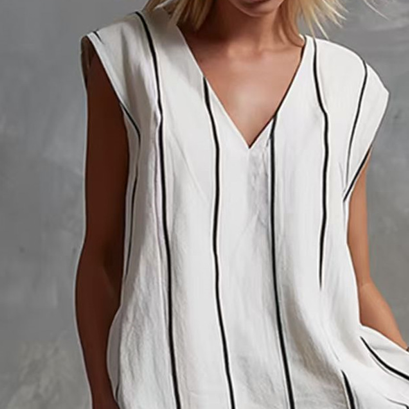 Vertical | Conjunto sem mangas, às riscas