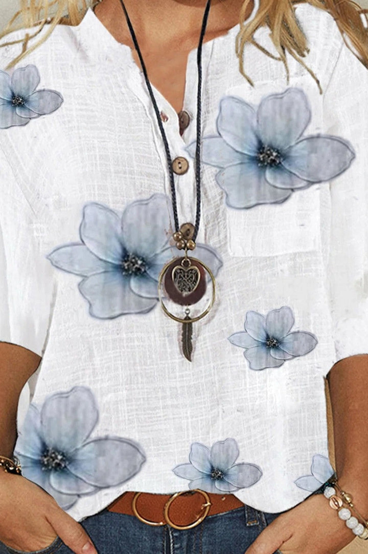 Blusa Floral com Decote em V e Corte Folgado