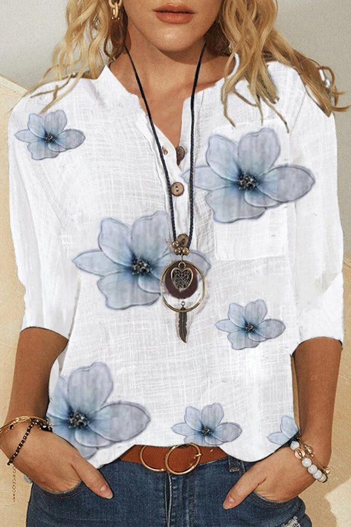 Blusa Floral com Decote em V e Corte Folgado